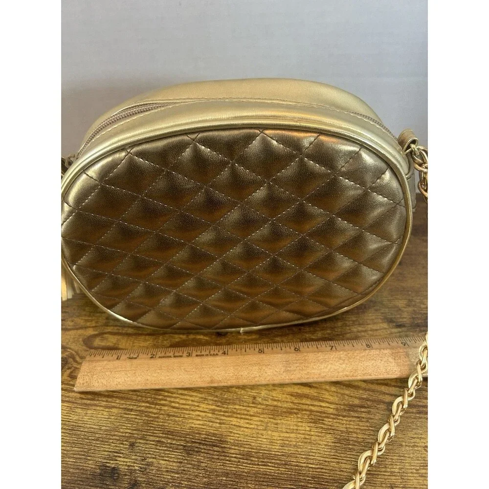 Chateau Gold Quilted Oval Crossbody Purse Chain Strap Tassel Bag Vintage Disco
